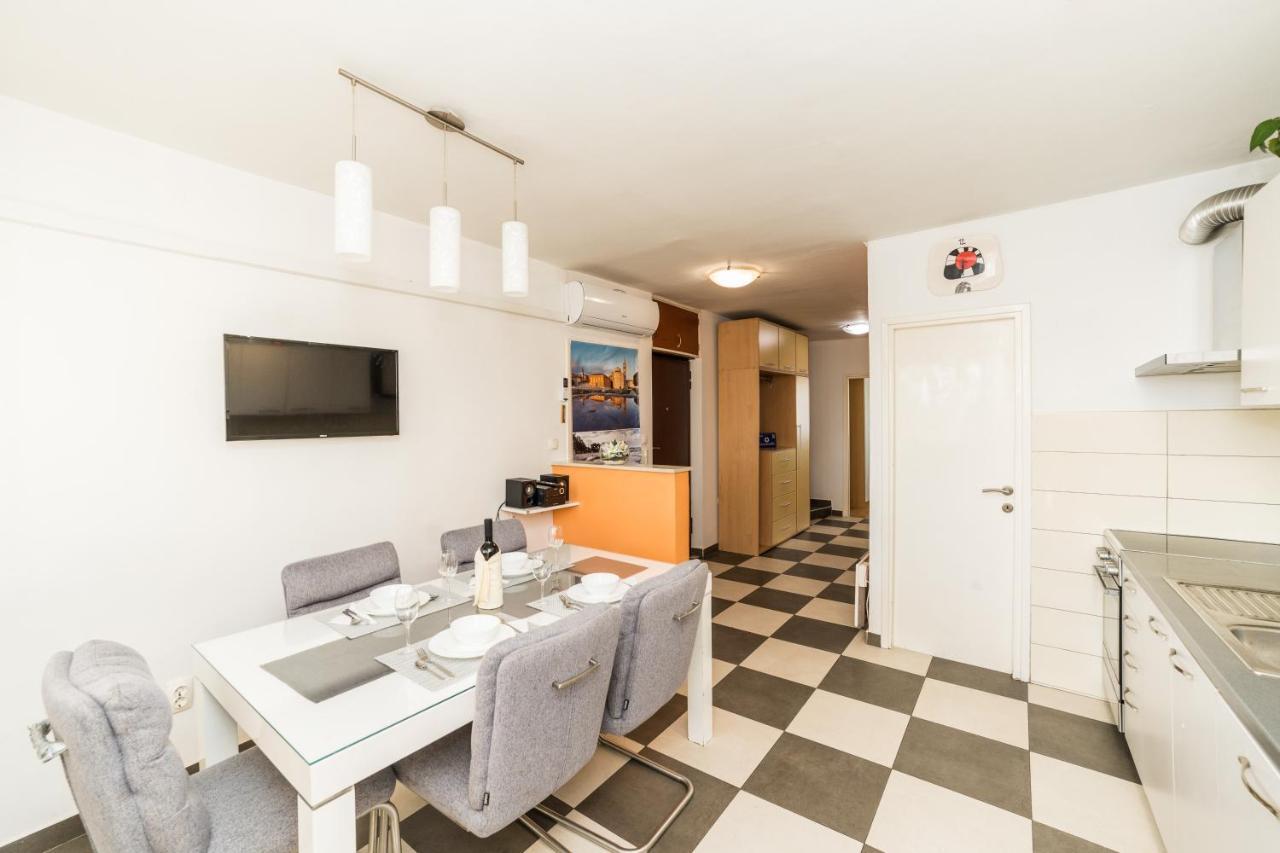 Apartment Mihaela Zadar Exterior foto