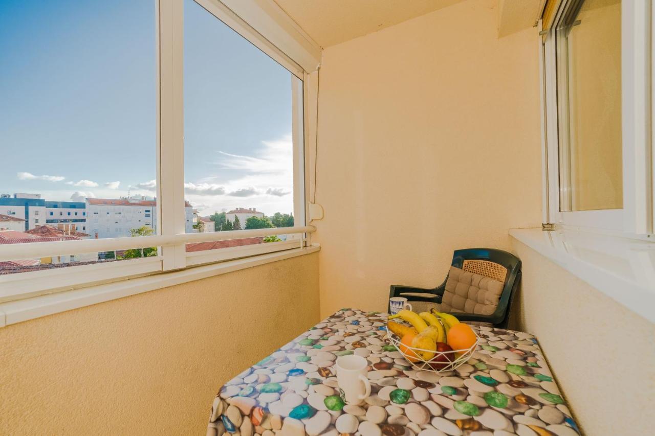 Apartment Mihaela Zadar Exterior foto